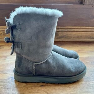UGG Bailey Bow II